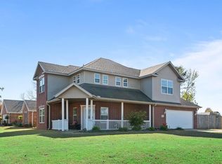 805 Almoo St, Lowell, AR 72745