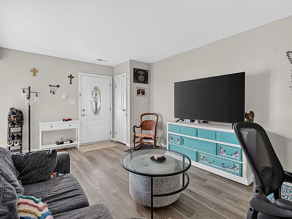 5th image of 2303 Aster Dr #2303