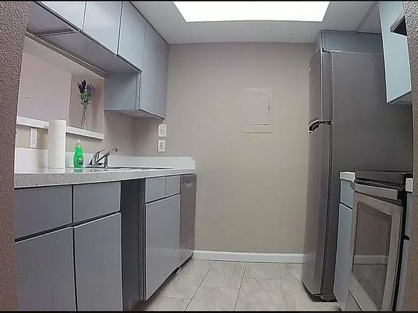 2824 S Bartell Dr APT 26