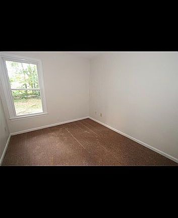 5th image of 330 Kenley Rd