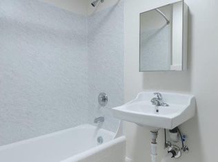 Cambridge Apartments, Seattle, WA 98101