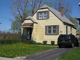 1st image of 12 Dunlop Ave