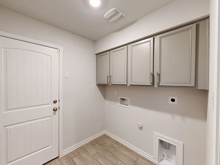 2417 Lavigne Ct — Photo 14