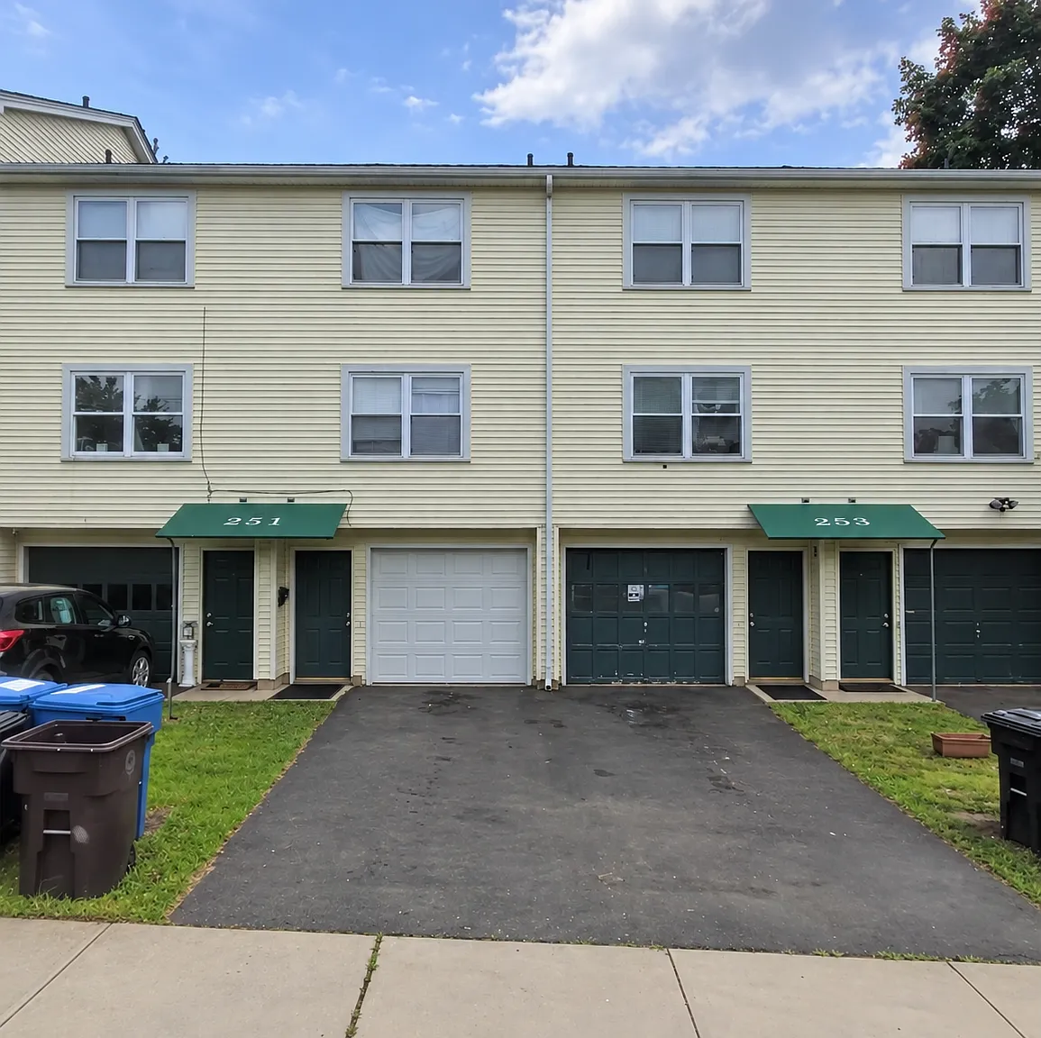 2 bed, 1.5 bath, $1,645 — Photo 1