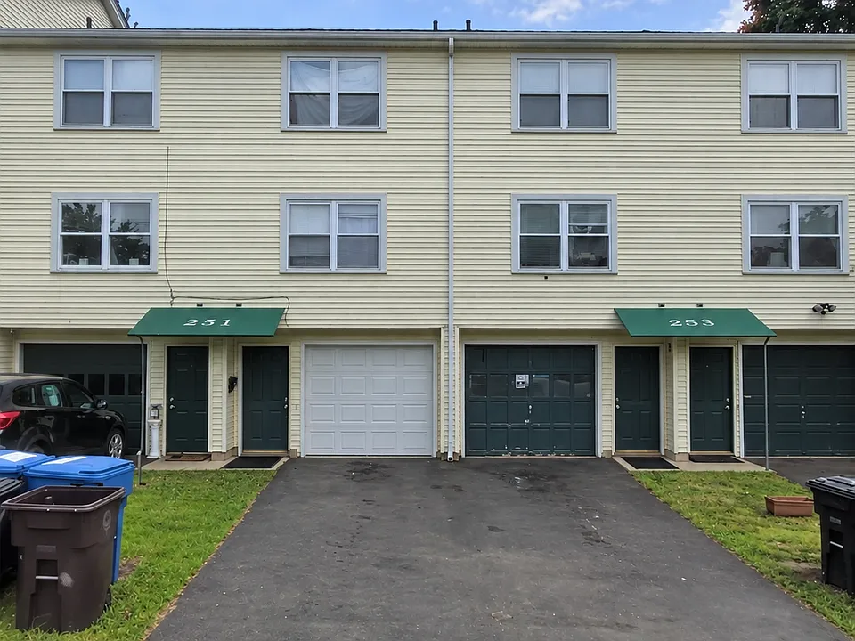 301 Tremont St #6