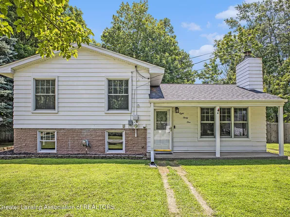 831 Eugenia Dr, Mason, MI 48854