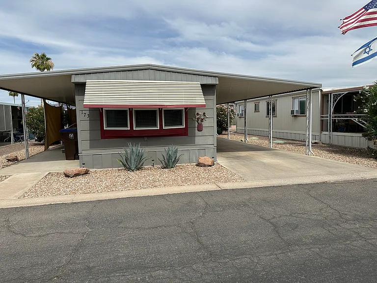11101 E University Dr — Photo 18