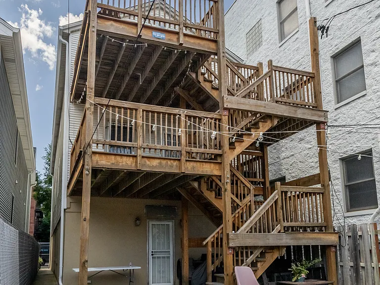 1063 N Wood St #PENTHOUSE — Photo 34