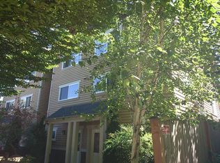 9404 35th Ave SW, Seattle, WA 98126