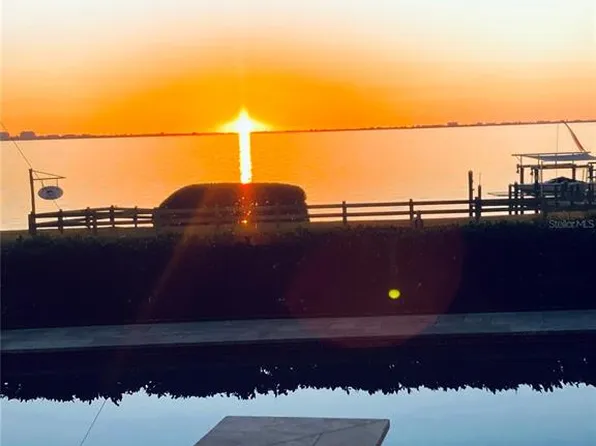 7927 Longbay Blvd, Sarasota, FL 34243