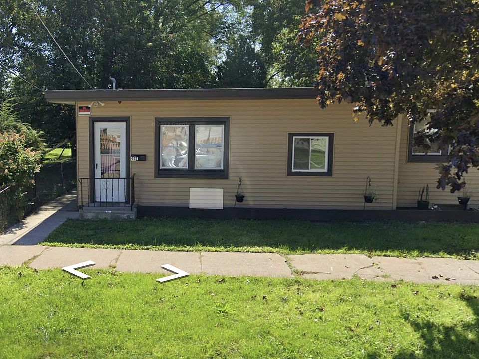 1st image of 927 Broadway Ave