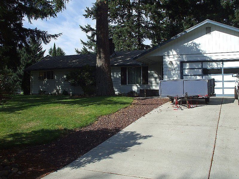FRONT HOUSE