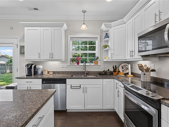 2nd image of 4848 Beamon Rd