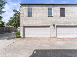 17557 Red Oak Dr #7557, Houston, TX 77090