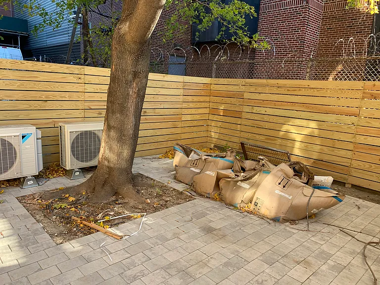 1114 Gates Ave #GROUND — Photo 6