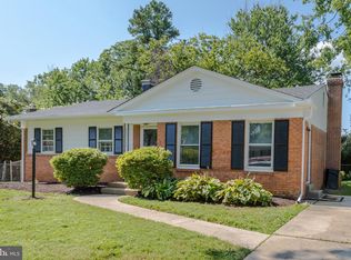 11800 Smoketree Rd, Potomac, MD 20854