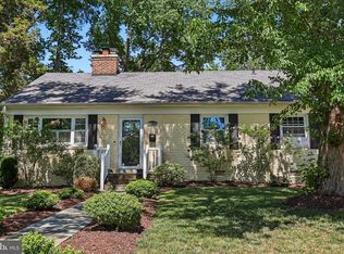 7813 Yorktown Dr, Alexandria, VA 22308