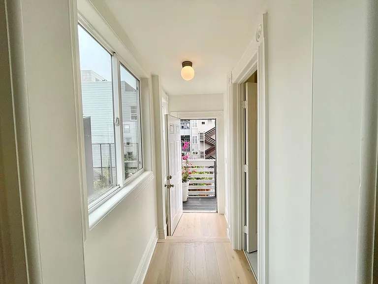 82 Alvarado St — Photo 17