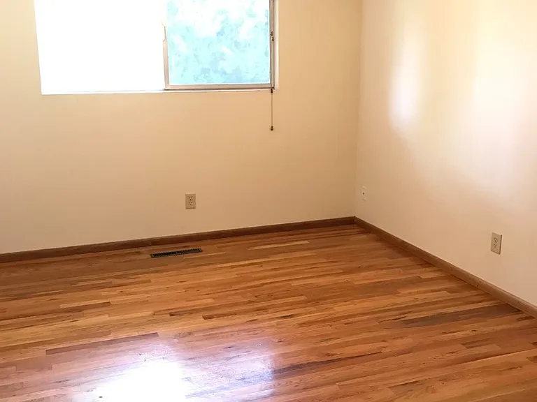 3824 W Greenbrier Dr — Photo 19