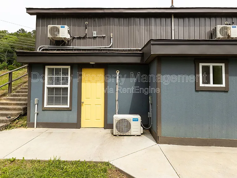 5640 US Highway 41 #8 — Photo 10