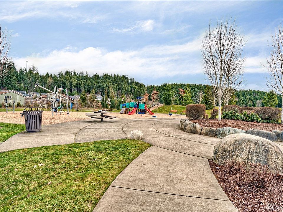 Enjoy the park and elementary school, mere steps from your front door!