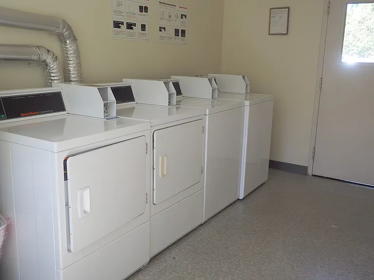 Grayson Apartments — Photo 11