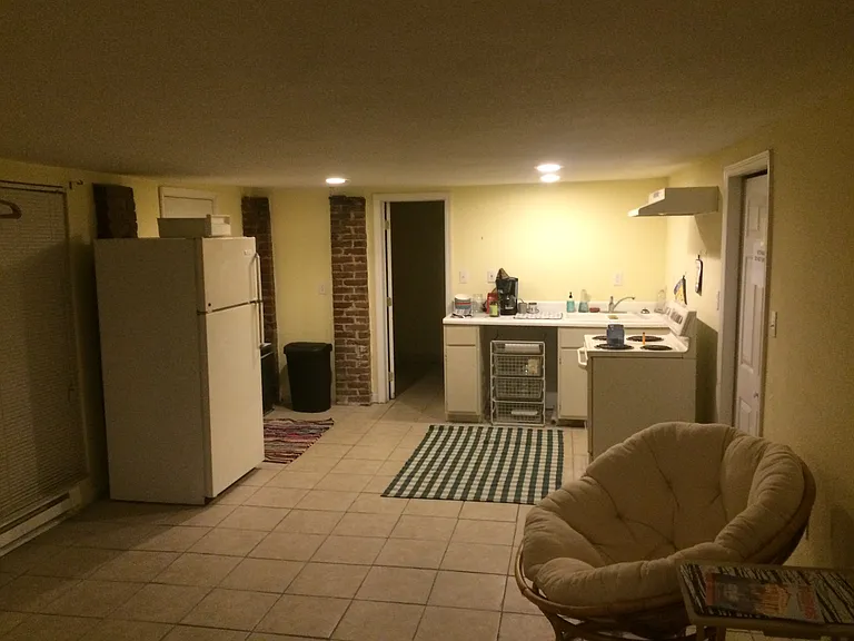 108 Sherwood Ave — Photo 3
