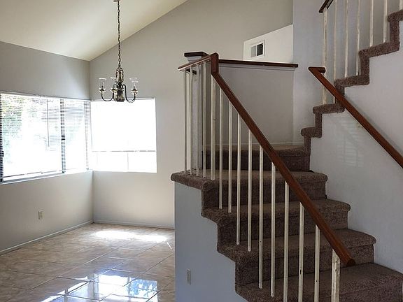5th image of 28673 Sycamore Dr