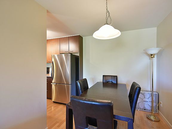 5th image of 5631 Inlet Ave #403