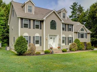 57 McIntosh Rd, Danville, NH 03819