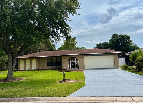 612 Wood Dr Photo 1