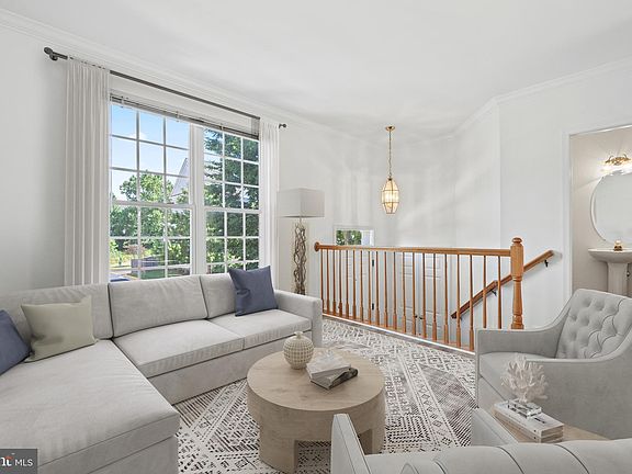 4th image of 6306 Cullen Pl