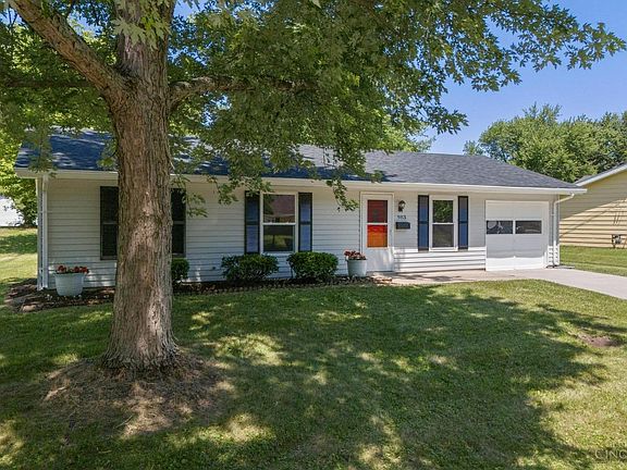 3rd image of 983 Southridge Ave
