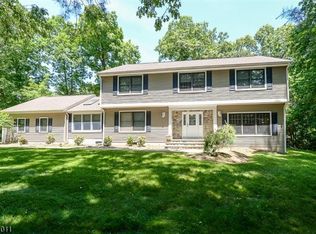 18 Margaretta Rd, Boonton, NJ 07005