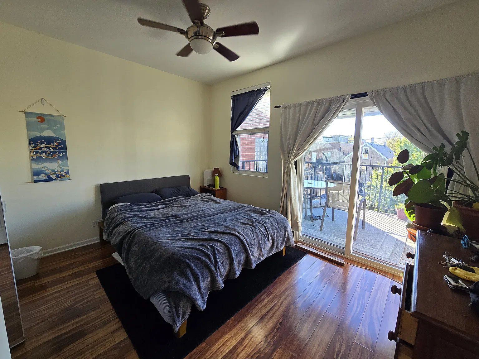 2 bed, 1100 sqft, $2,650 — Photo 3