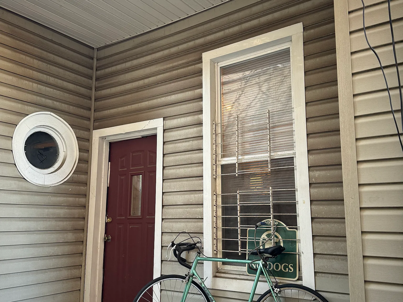 2 bed, $1,400 — Photo 3
