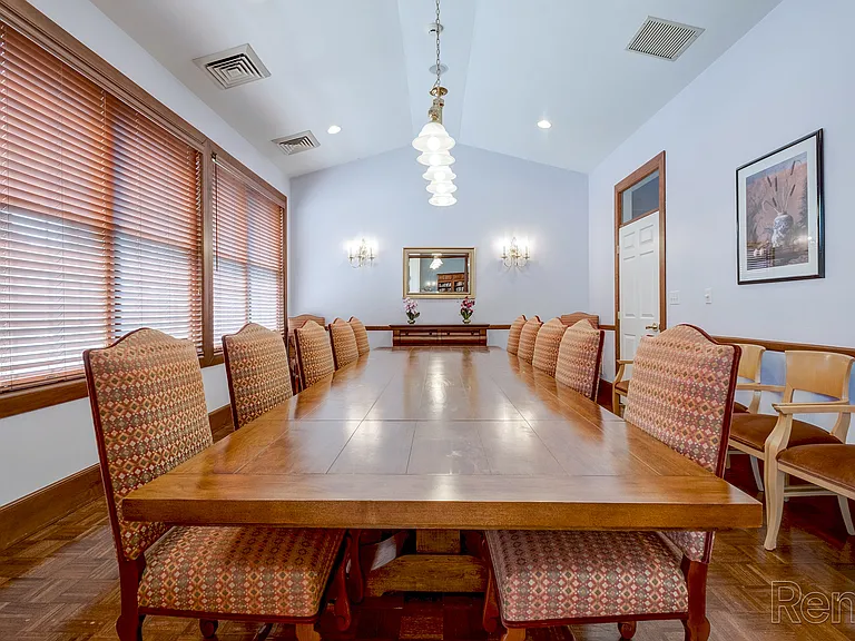 Westmount Apartments — Photo 26
