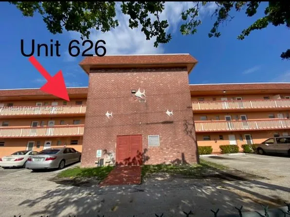 18700 NE 3rd Ct APT 626, Miami, FL 33179