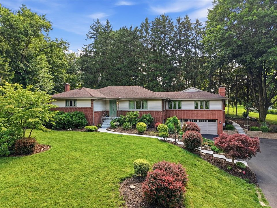 1st image of 111 Cedar Dr