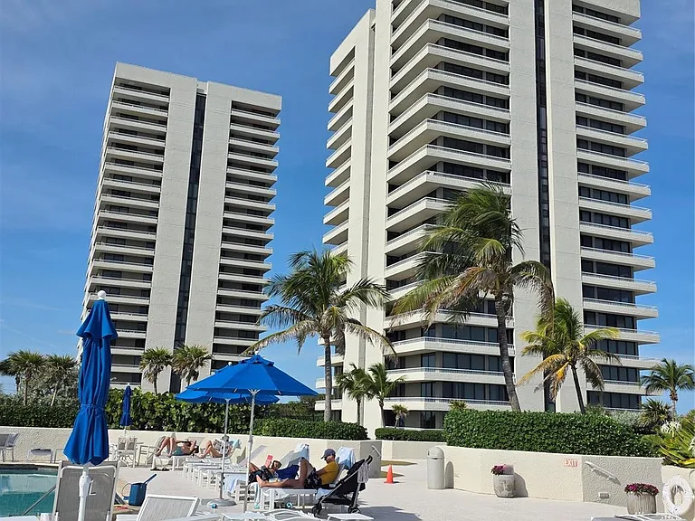 5550 N Ocean Dr — Photo 43