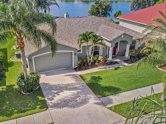 2nd image of 1552 Laramie Cir