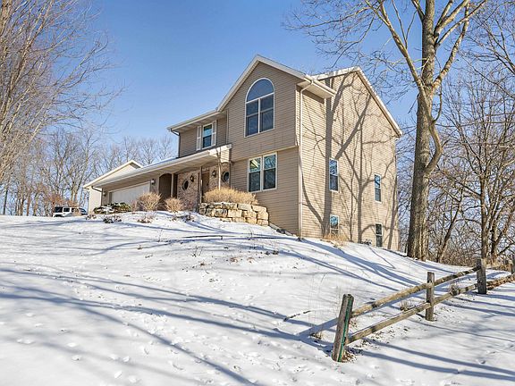 3rd image of 1506 Winchester Pl