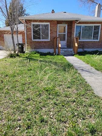 1st image of 208 Horrocks Dr