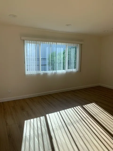 2 bed, 800 sqft, $2,395 — Photo 2