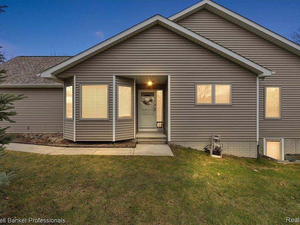 1st image of 9179 Nicole Ln