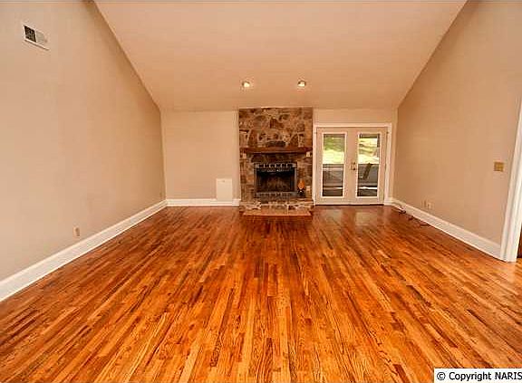 3rd image of 1224 Chesser Dr SE
