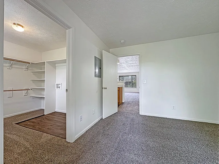 5350 Glenn Cross Rd — Photo 32