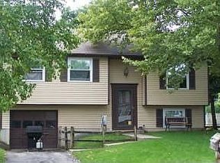 4719 Southaire Dr, Toledo, OH 43615