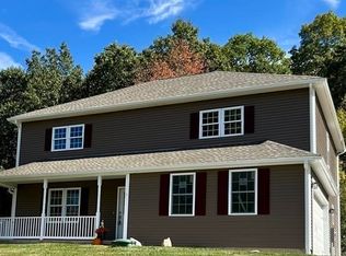 1 Heritage Ln, Monson, MA 01057