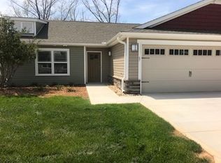 67 Ashburton Dr, Greer, SC 29650